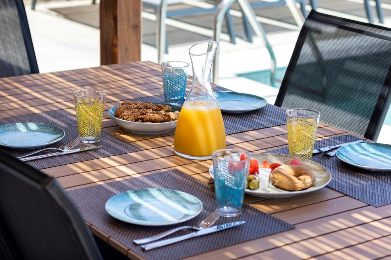 Cato Agro 5, Seafront Villa With Private Pool Afiartis Exteriér fotografie