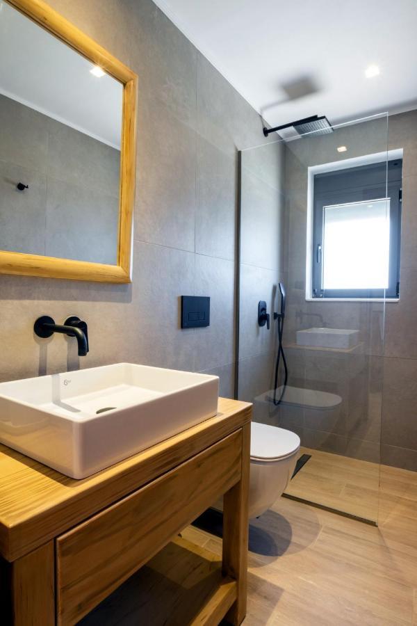 Cato Agro 5, Seafront Villa With Private Pool Afiartis Exteriér fotografie